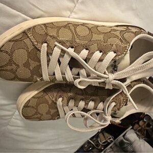 Coach Women's Tan Signature Sneakers